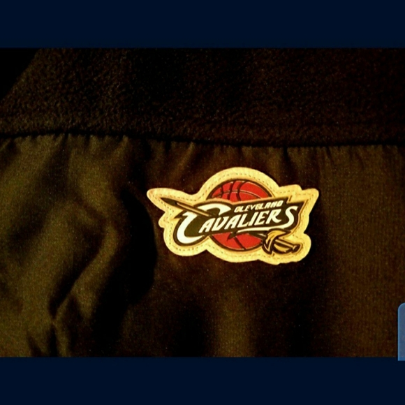Men's Cleveland Cavaliers Fleece Full Zip Jacket  Adult LG. - Picture 4 of 5